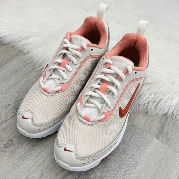 NWT Nike Air Max AP Women’s Shoes - Picture 3 of 10